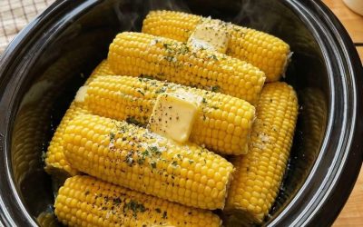 How to Cook Corn on the Cob with Just 2 Simple Ingredients: The Secret to the Sweetest, Most Flavorful Summer Corn